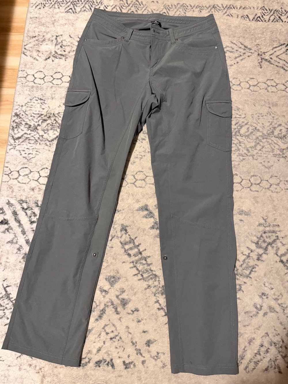 Kuhl women’s  Slate Gray hiking Pants - Travel & Outdoor